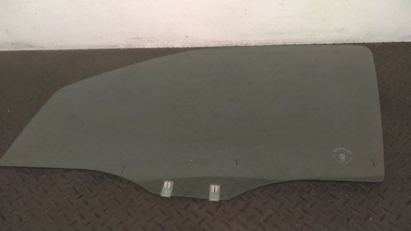 (01-06) Ford Escape Mazda Tribute Left Driver Door Glass Window5L8Z-7821411-AA