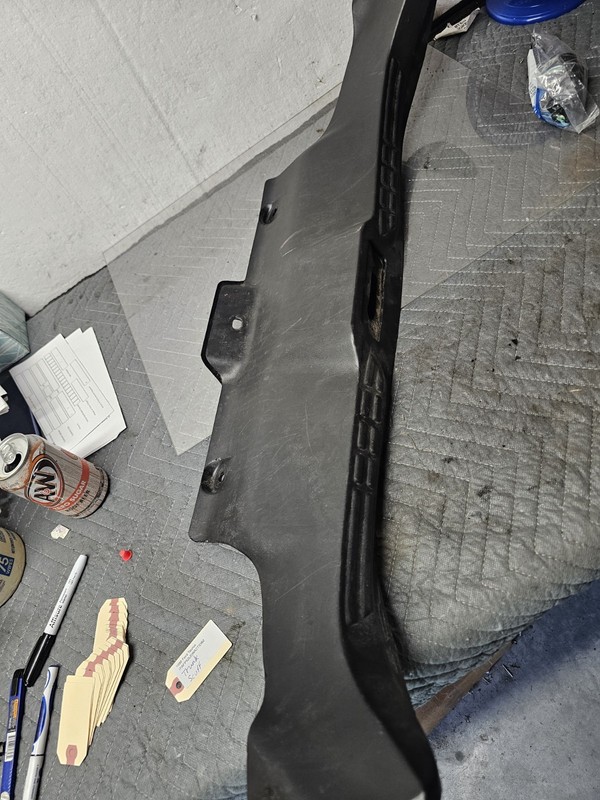 1998 FORD Taurus Right Scuff