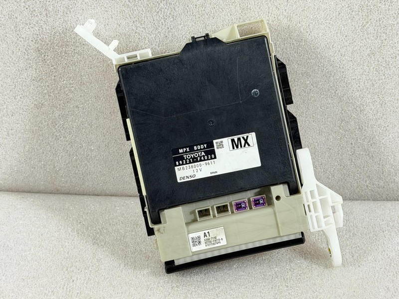 Toyota CHR multiplex control 2018 MPX module unit assy OEM 89221F4020 #015