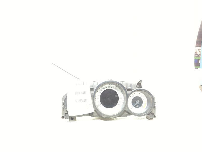 2013 MERCEDES-BENZ C-CLASS Speedometer Gauge OEM Black 2049003910 Used