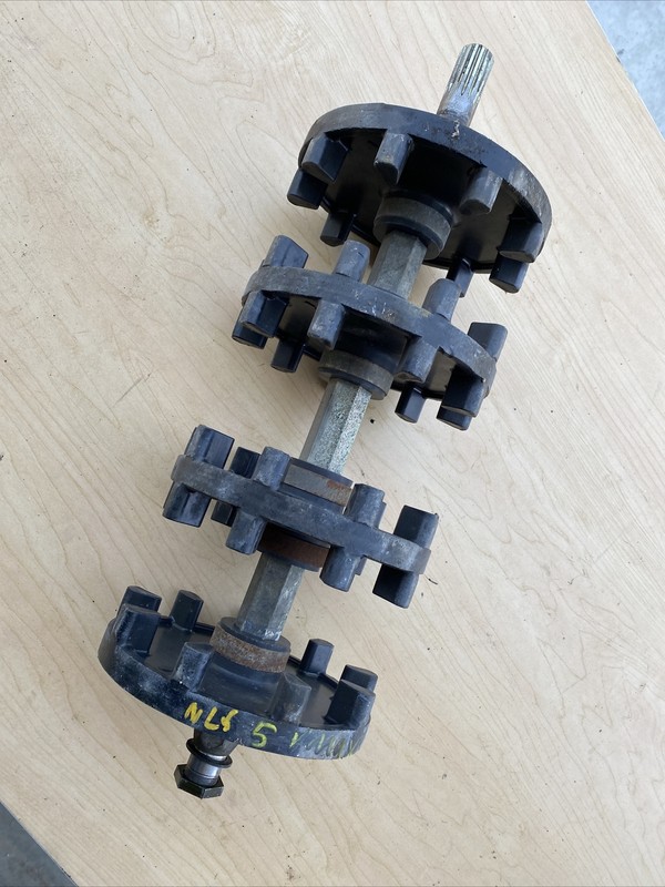 199595 YAMAHA VMAX 600 Track shaft drivers 9 tooth good #5