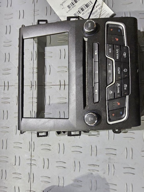 2018 Ford Fusion Radio Control Panel ID HS7T-18E245-CHC