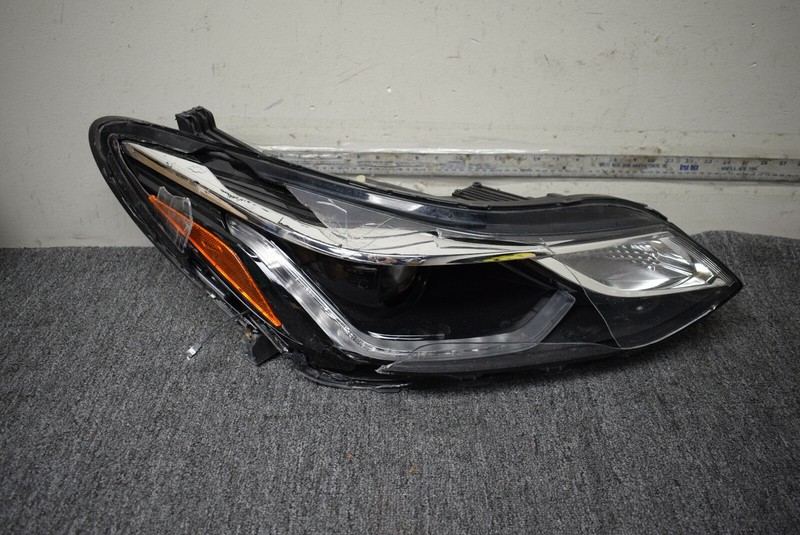 2016-2019 CHEVROLET CRUZE HEADLIGHT RIGHT SIDE FACTORY OEM