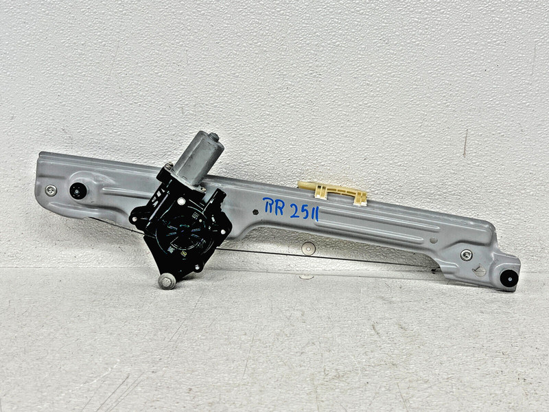 ⭐2017-2024 CADILLAC XT5 REAR RIGHT RH DOOR WINDOW REGULATOR & MOTOR OEM LOT2511