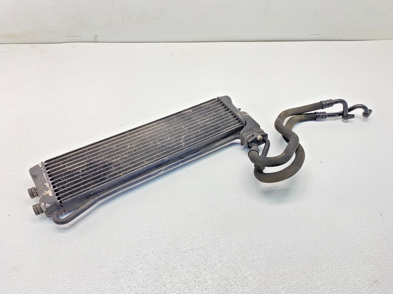 06-10 BMW E60 E63 E64 M5 M6 S85 Engine Radiator Oil Cooler with Cooler Lines OEM