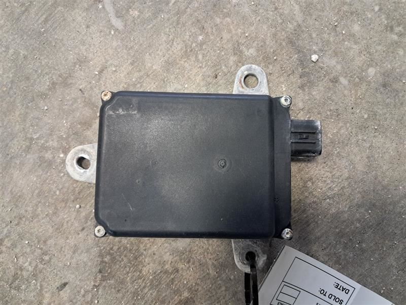 2015-2016 Toyota SIENNA Rear Radar Unit Blind Spot Alert