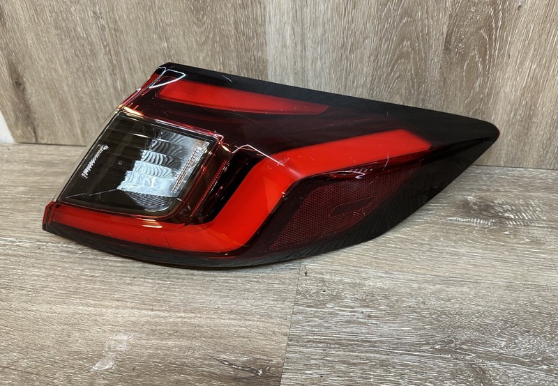 2022-25 HONDA CIVIC HATCHBACK RH OUTER TAIL LIGHT ASSY OEM
