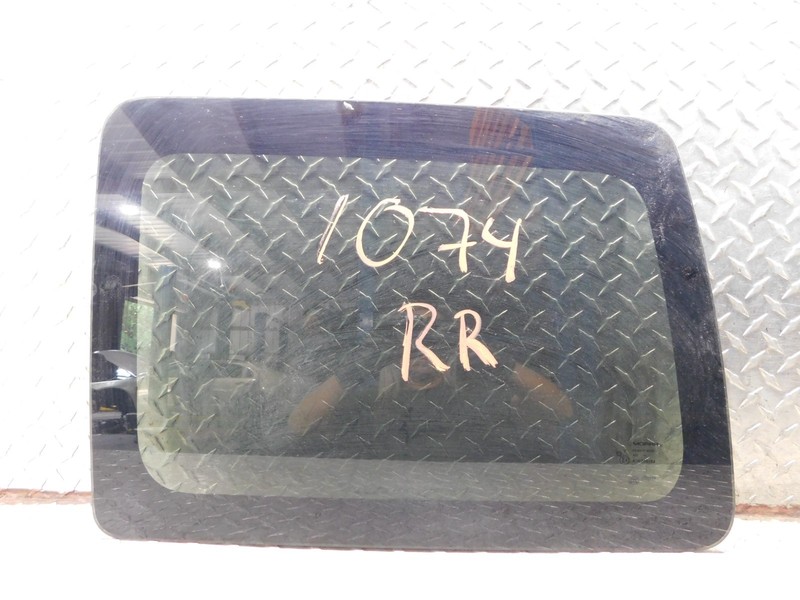 2007-2017 JEEP PATRIOT RIGHT PASSENGER REAR QUARTER DOOR GLASS PRIVACY TINT