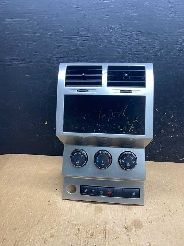 2007 to 2012 Dodge Nitro Dash Climate Temperature Control Radio Bezel Z7250 DG