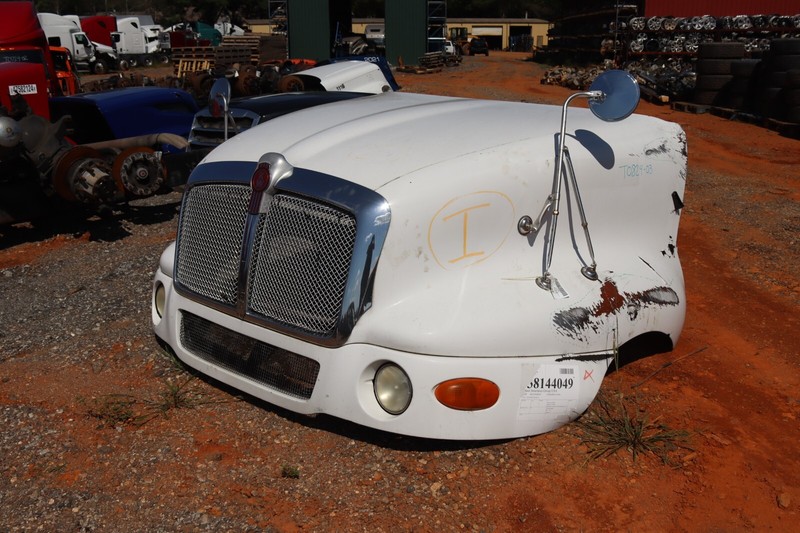 2009 KENWORTH T2000 FRONT HOOD BONNET CAB ASSEMBLY OEM