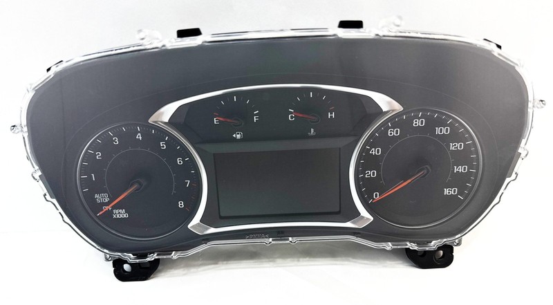 2019-2024 Chevy Blazer 2Lt Speedometer CLuster Guage Standard Audio 84616438 OEM