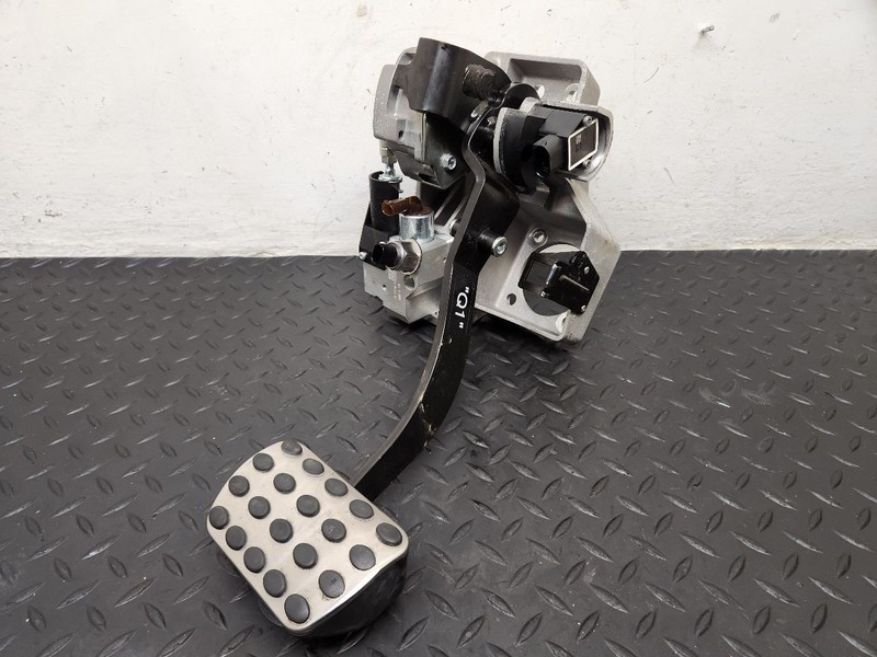 10-13 Mercedes-Benz S400 Hybrid Adjustable Brake Pedal Assembly OEM 2212902001