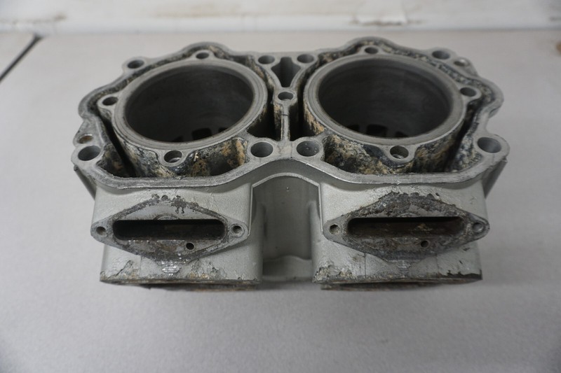 1998-2000 Sea-Doo OEM Cylinder Jug Block 88mm XP GTX RX 290923569 420613561