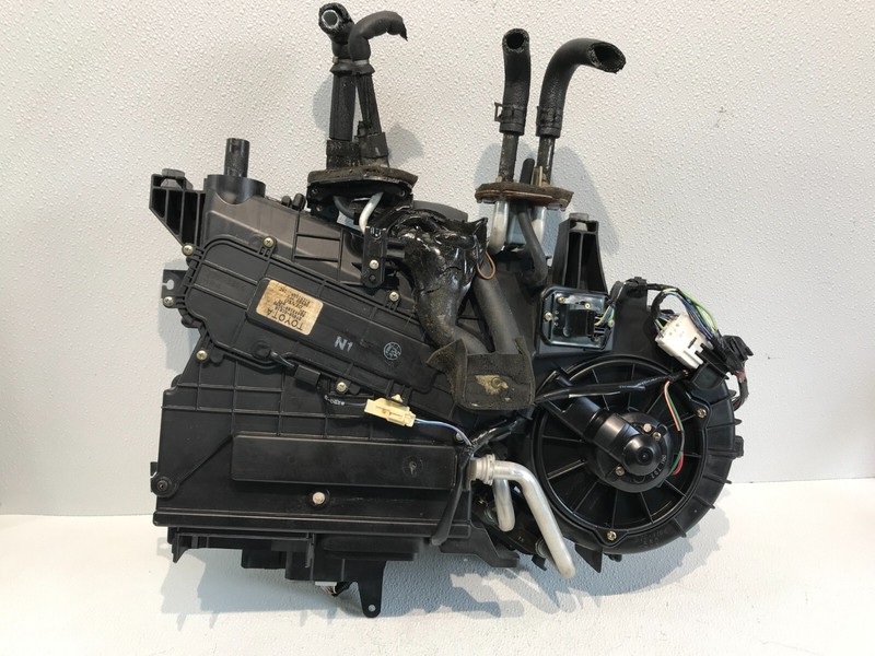 01-07 SEQUOIA Rear AC Heater Evaporator Blower Motor Heat AC Fan OEM 87030-0C010