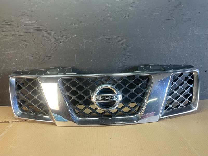 2005 2006 2007 Nissan Pathfinder Chrome Front Upper Grill Grille Oem AE3506 DG