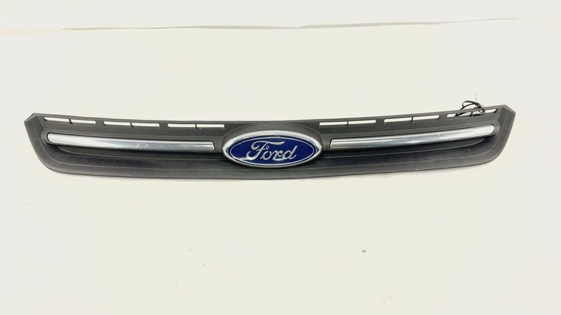 2013-2016 Ford Escape SE Front Lower Grained In Black Finish Center Broken Tabs
