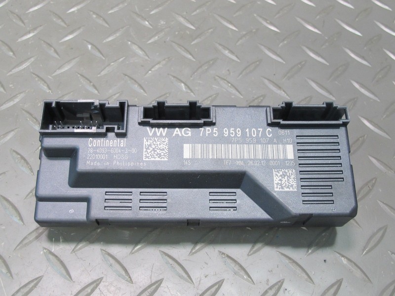 2011-2018 PORSCHE CAYENNE 958 REAR TRUNK TAILGATE LIFTGATE CONTROL MODULE UNIT