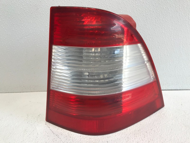 02-05 Mercedes W163 ML320 ML500 Right RH Passenger Side Tail Light OEM AMG