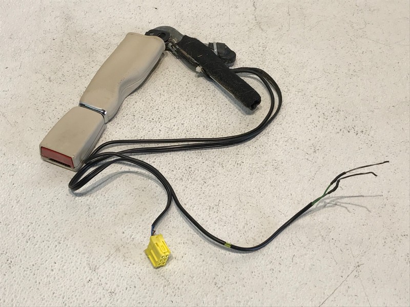 03-06 Mercedes W220 S430 S55 AMG Front Right Seat Belt Buckle Seatbelt Tan OEM