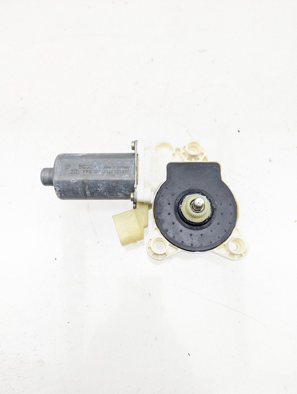 03-09 Mercedes W211 E350 E500 Front Left Driver Side Window Regulator Motor OEM