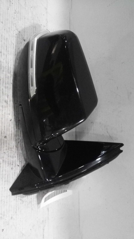 2018 Chevrolet Traverse Right Door Mirror Assembly Black - 697150 - Used