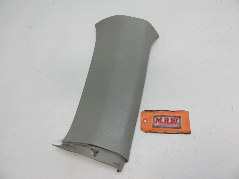 ESCAPE RIGHT REAR QUARTER GLASS PILLAR POST TRIM COVER WINDOW DOOR SIDE PANEL RR