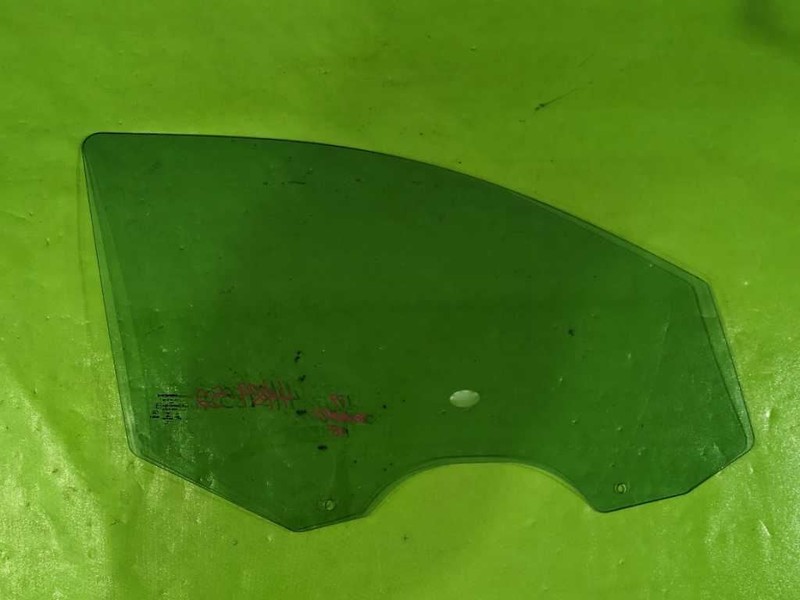 09-20 JOURNEY PASSENGER RIGHT FRONT WINDOW DOOR GLASS OEM 4489-52
