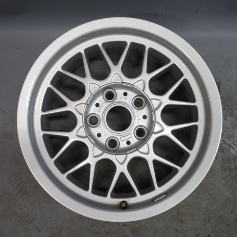 1997-2003 BMW E39 5-Series Factory 16x7 Style 29 Cross-Spoke Wheel Rim OEM