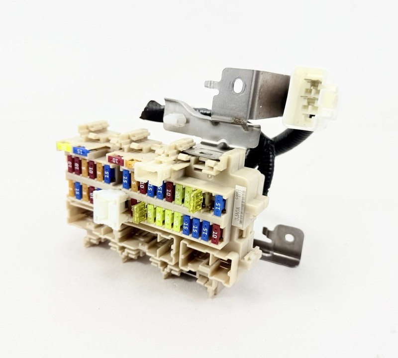 2013-2016 Nissan Pathfinder Cabin Junction Fuse Box Interior Relay Block OEM