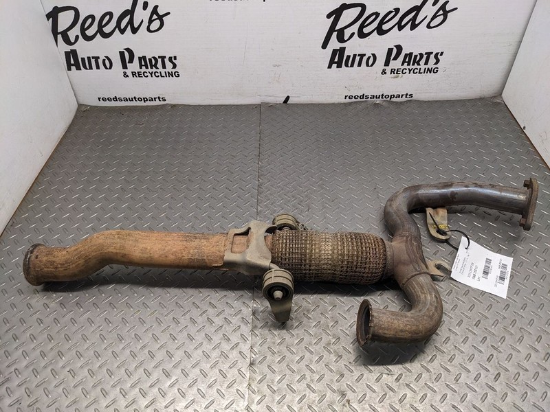 2017-2024 Chrysler Pacifica Front Exhaust System Muffler Pipe Line Assem 1181574