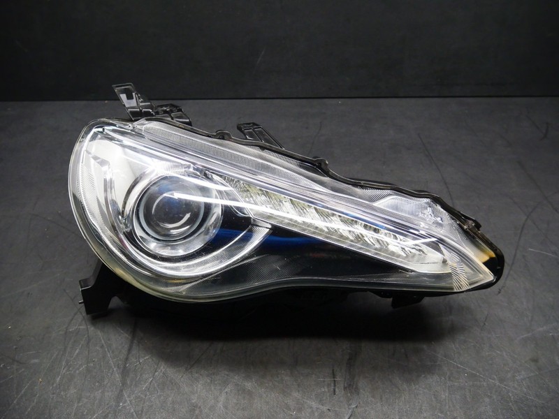 2013-2016 Scion FR-S Right Headlight HID OEM SU00305149 Passenger Side