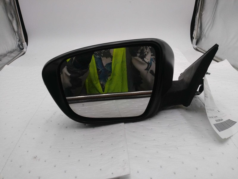 2017 Nissan Rogue Left Door Mirror Assembly Black OEM 632037 98K Miles