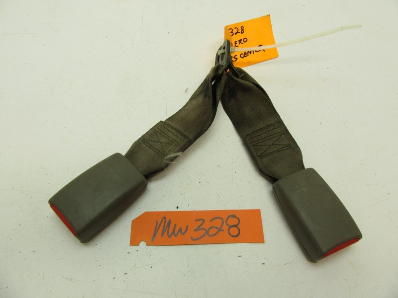 99-04 ALERO RIGHT REAR BACK CENTER MIDDLE CAR SEAT BELT BUCKLE BUCKLES LATCH CAR