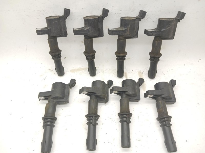 05-'08 FORD MUSTANG Set of 8 Ignition Coils 4.6L OEM 6 Month Warranty!