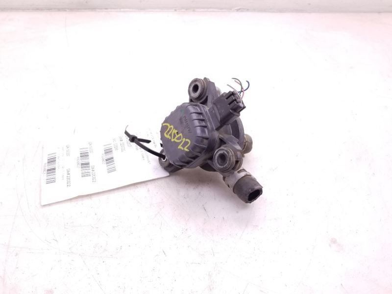 12-15 TOYOTA PRIUS I 1.8L 4CYL ENGINE COOLANT PUMP ASSEMBLY