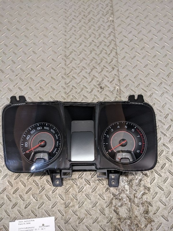 Speedometer Cluster MPH And KPH Opt Umn SS ID 22761048 Fits 12 CAMARO 1136228