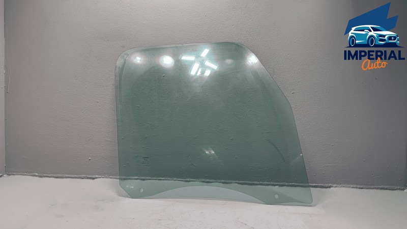 2018-2024 Freightliner Cascadia Front Right Passenger Door Window Glass OEM