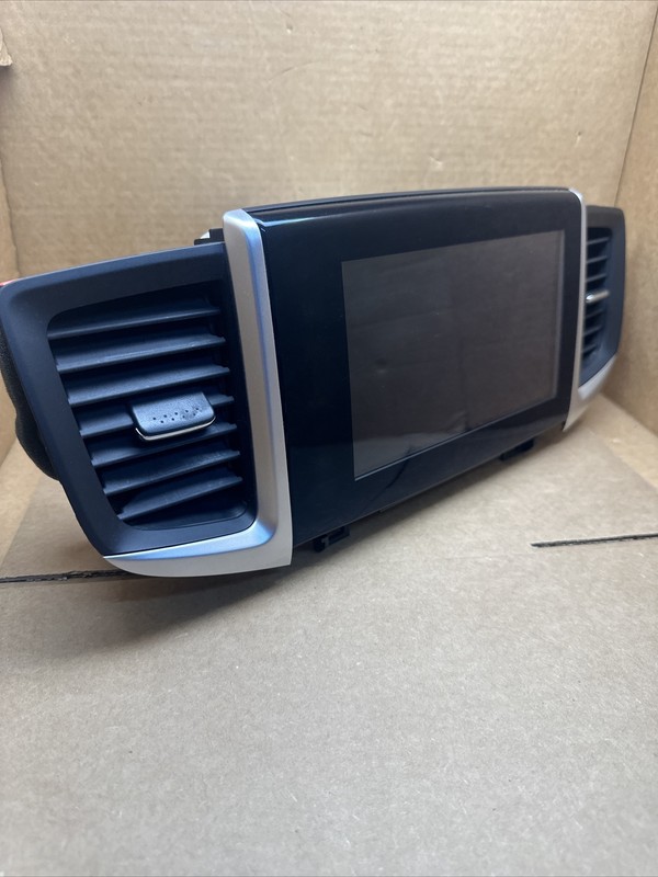 2016 - 2017 HONDA PILOT RADIO 8" DISPLAY RECEIVER TOUCH SCREEN 39540-TG7-A31 OEM