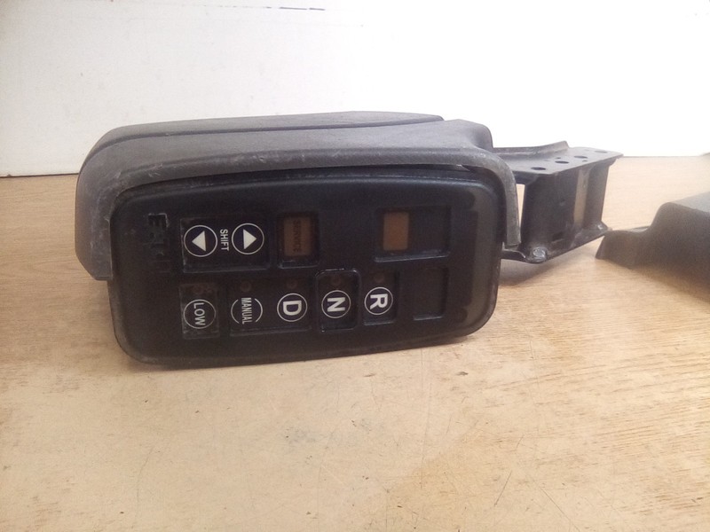 International Prostar Fuller 4306044 Gear Shifter3555052C1
