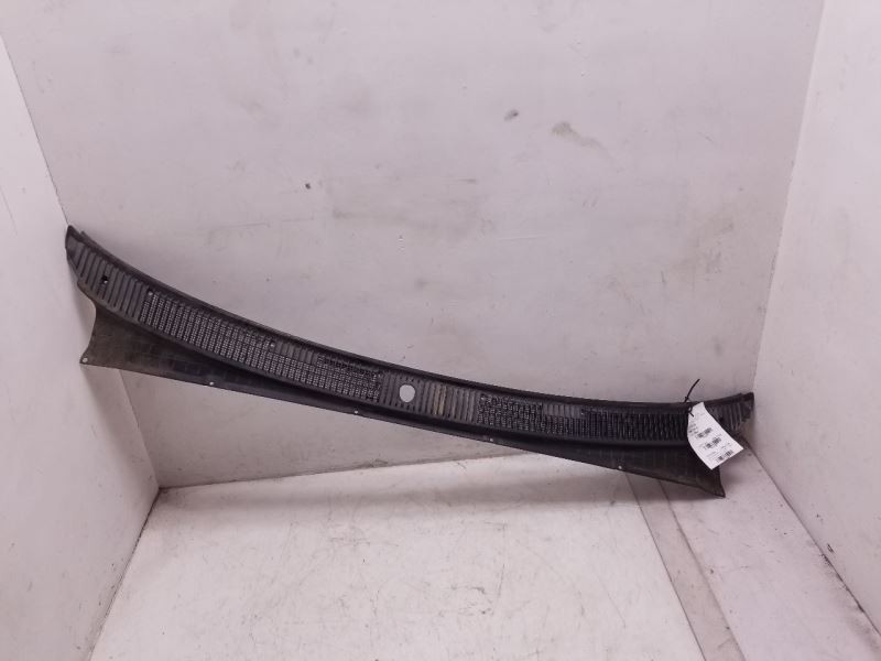 93 94 95 96 97 98 Toyota T100 Cowl Vent Panel