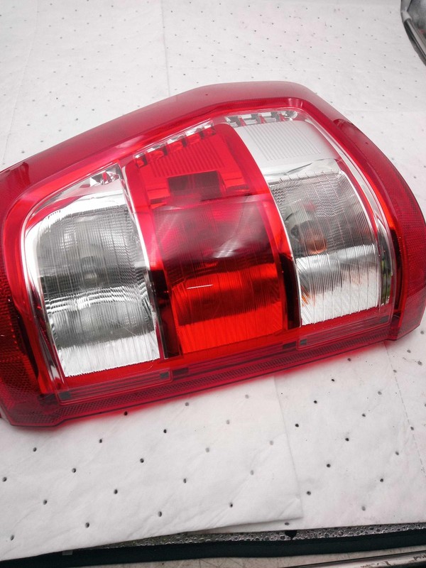 2021 Ford F150 Left Tail Light Assembly White OEM 720362 Used 40K Miles