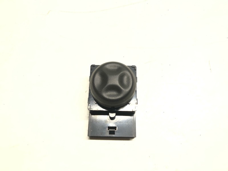 2007 - 2014 GMC Chevy Cadillac Power Adjuster Seat Switch Front LH