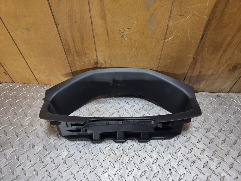 2005 2006 2007 Volvo XC70 Speedometer Bezel Assembly Tested Oem