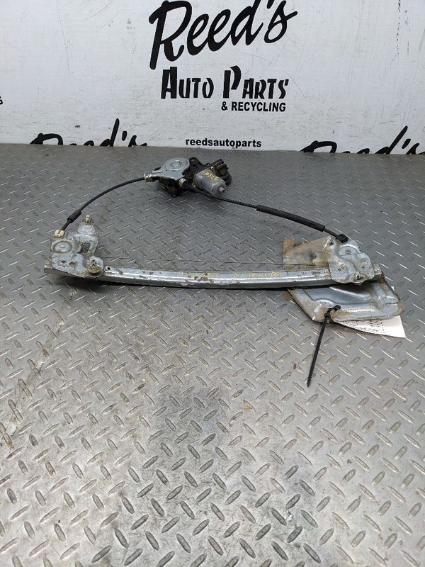 MIATA 2006 Door Vent Window Regulator Front Right 1147430