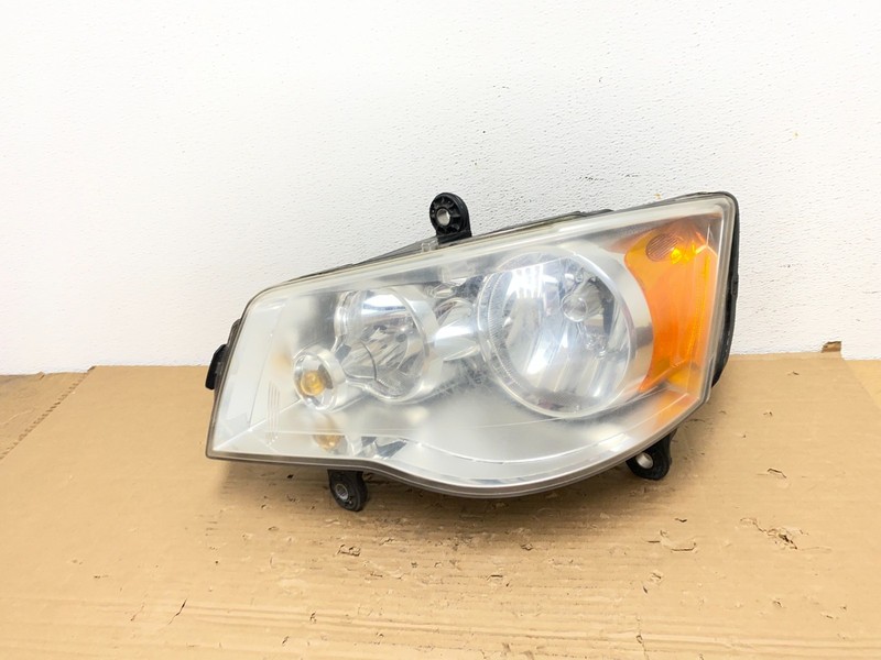 2008 to 2016 Chrysler Town and Country Left Driver Lh Side Headlight AD4335 DW