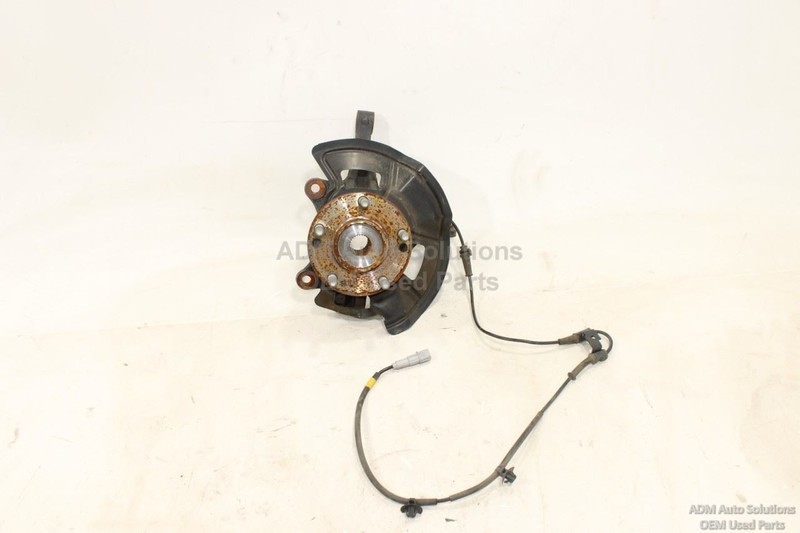 2021-2025 HYUNDAI ELANTRA FRONT LEFT SIDE SPINDLE KNUCKLE/WHEEL HUB OEM