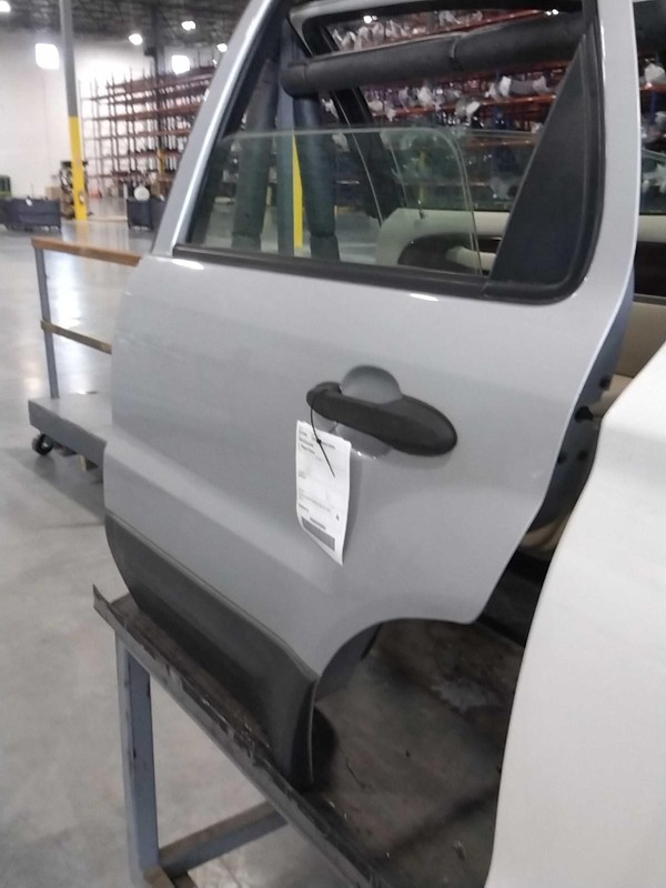Ford Escape 2003 Left Rear Door SILVER 592226 5591