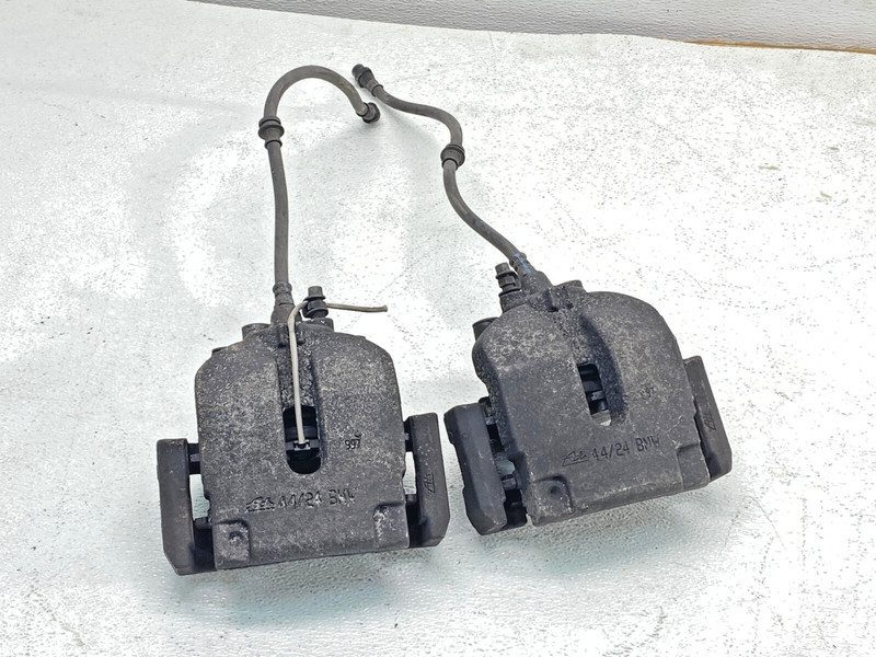 08-19 BMW E70 E71 F15 F16 X5 X6 AWD Rear Left & Right Brake Caliper Shoe Set OEM