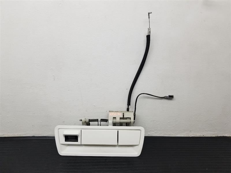 05-07 Nissan Armada Tailgate Handle W/ Camera Option White OEM 90606-7S078