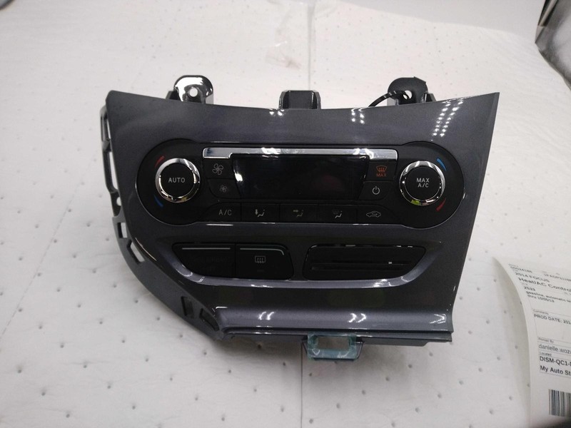 Used A/C Selector Switch fits: 2014 Ford Focus gasoline automatic temperature co